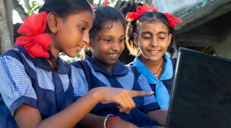 डिजिटल भारत के तहत डिजिटल समावेशन, ग्रामीण बच्चों की ऑनलाइन शिक्षा और तकनीक की पहुंच